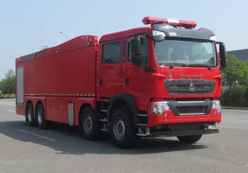 重汽豪沃25噸水罐消防車(chē)